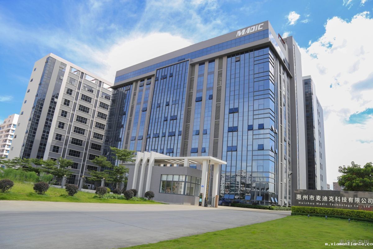 白板工厂门口整体图(1)