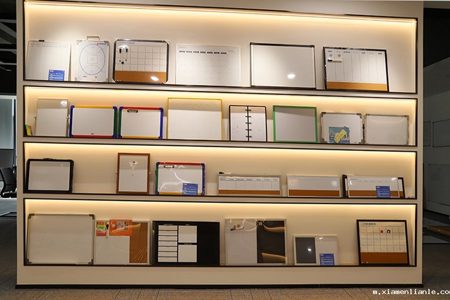 「白板百科」什么叫软木组合板?带软木板的白板